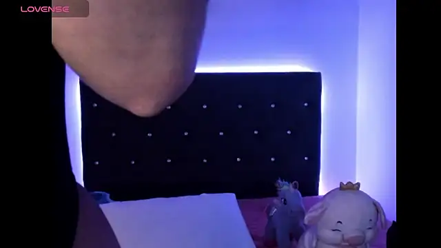 Alba Grey online show from 11, 3, 2026