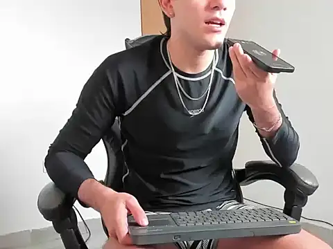 leo030809 online show from 27, 3, 2026