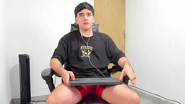 leo030809 online show from 18, 5, 2026