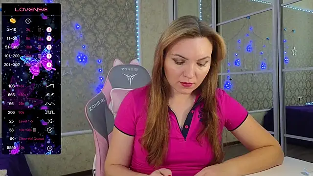 Snapshot of -DIVORA- chatting on 10, 2, 2025 -DIVORA- online show from 10, 2, 2025