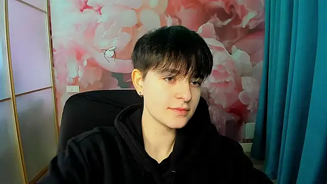 Snapshot of EmiliaYours chatting on 7, 12, 2024 EmiliaYours online show from 7, 12, 2024