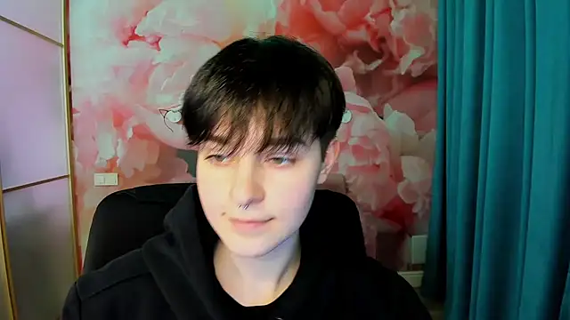 Snapshot of EmiliaYours chatting on 7, 12, 2024 EmiliaYours online show from 7, 12, 2024