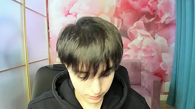 Snapshot of EmiliaYours chatting on 10, 12, 2024 EmiliaYours online show from 10, 12, 2024