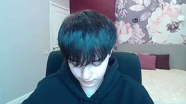 Snapshot of EmiliaYours chatting on 15, 12, 2024 EmiliaYours online show from 15, 12, 2024