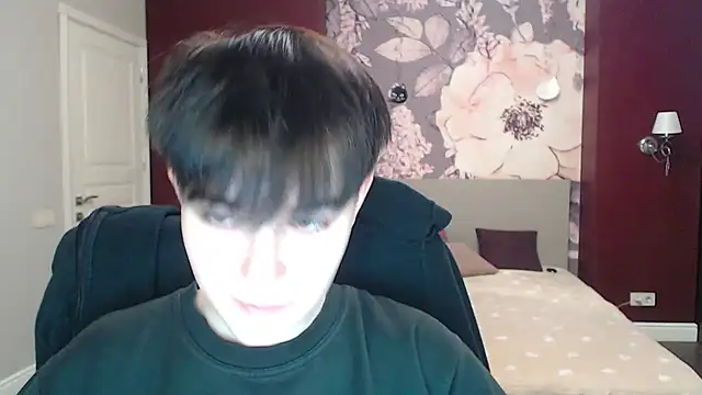 Snapshot of EmiliaYours chatting on 24, 12, 2024 EmiliaYours online show from 24, 12, 2024