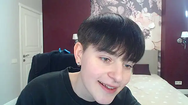 Snapshot of EmiliaYours chatting on 24, 12, 2024 EmiliaYours online show from 24, 12, 2024