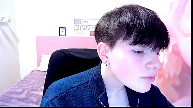 Snapshot of EmiliaYours chatting on 28, 12, 2024 EmiliaYours online show from 28, 12, 2024