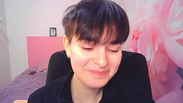 Snapshot of EmiliaYours chatting on 31, 12, 2024 EmiliaYours online show from 31, 12, 2024