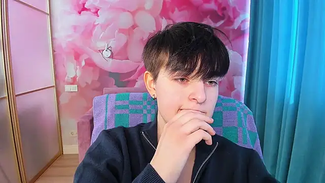 Snapshot of EmiliaYours chatting on 12, 1, 2025 EmiliaYours online show from 12, 1, 2025