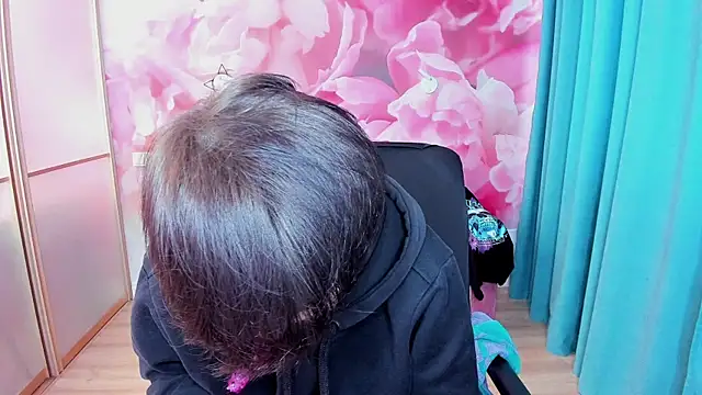 Snapshot of EmiliaYours chatting on 31, 1, 2025 EmiliaYours online show from 31, 1, 2025