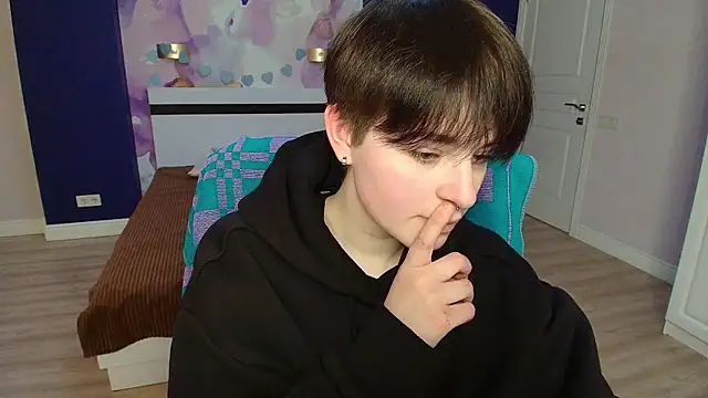 Snapshot of EmiliaYours chatting on 14, 2, 2025 EmiliaYours online show from 14, 2, 2025