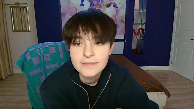 Snapshot of EmiliaYours chatting on 16, 2, 2025 EmiliaYours online show from 16, 2, 2025