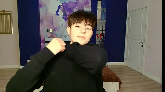 Snapshot of EmiliaYours chatting on 25, 2, 2025 EmiliaYours online show from 25, 2, 2025