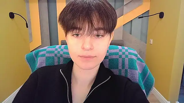 Snapshot of EmiliaYours chatting on 22, 3, 2025 EmiliaYours online show from 22, 3, 2025