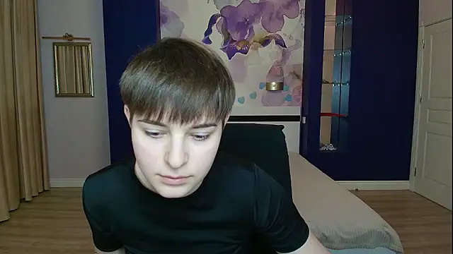 EmiliaYours online show from 18, 1, 2026