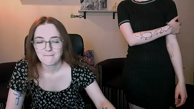 luna berryy online show from 6, 12, 2024