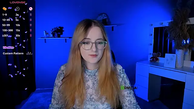 luna berryy online show from 23, 9, 2025