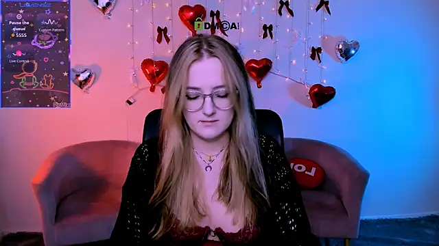 luna berryy online show from 24, 2, 2026