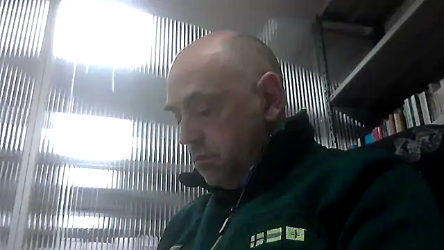 Snapshot of pantomax chatting on 13, 11, 2025 pantomax online show from 13, 11, 2025