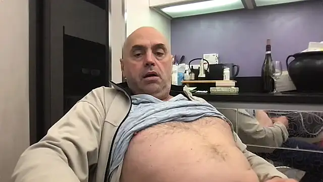 Snapshot of pantomax chatting on 24, 11, 2025 pantomax online show from 24, 11, 2025