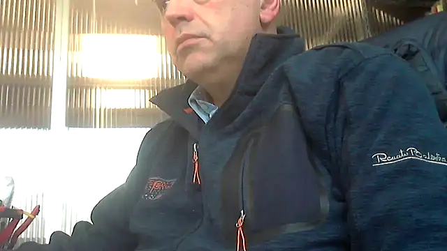 Snapshot of pantomax chatting on 18, 12, 2025 pantomax online show from 18, 12, 2025