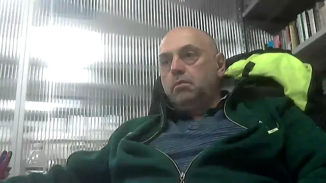 Snapshot of pantomax chatting on 28, 4, 2026 pantomax online show from 28, 4, 2026