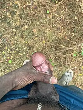 Snapshot of tamil000000 chatting on 12, 3, 2025 tamil000000 online show from 12, 3, 2025