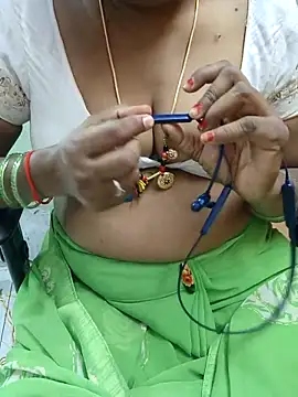 Snapshot of sweety_telugupilla chatting on 6, 1, 2026 sweety telugupilla online show from 6, 1, 2026