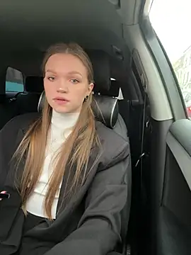 Snapshot of KitteCat chatting on 21, 12, 2024 KitteCat online show from 21, 12, 2024