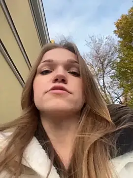 Snapshot of KitteCat chatting on 19, 10, 2025 KitteCat online show from 19, 10, 2025