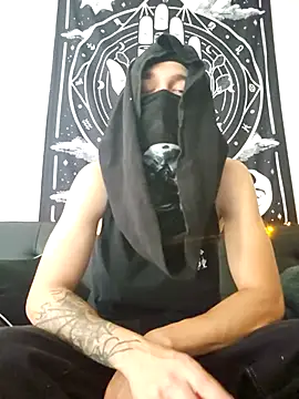 Snapshot of Gambit_69420 chatting on 20, 11, 2025 Gambit 69420 online show from 20, 11, 2025