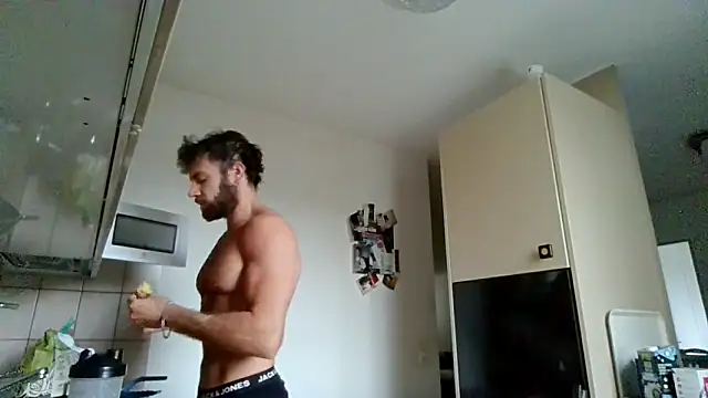 Snapshot of alpha-hunk chatting on 16, 10, 2025 alpha-hunk online show from 16, 10, 2025