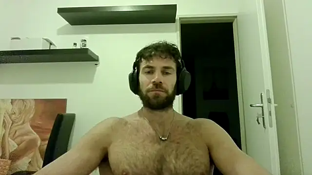 Snapshot of alpha-hunk chatting on 19, 10, 2025 alpha-hunk online show from 19, 10, 2025