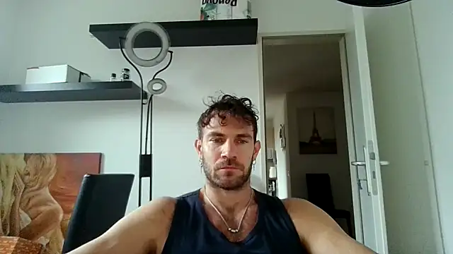 Snapshot of alpha-hunk chatting on 21, 11, 2025 alpha-hunk online show from 21, 11, 2025