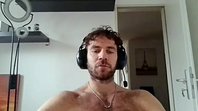 Snapshot of alpha-hunk chatting on 4, 12, 2025 alpha-hunk online show from 4, 12, 2025
