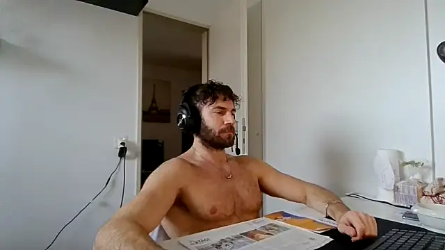 Snapshot of alpha-hunk chatting on 14, 1, 2026 alpha-hunk online show from 14, 1, 2026