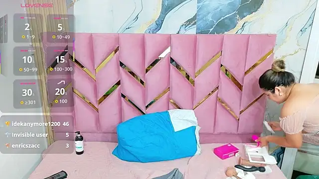 collegepawglovedaddy online show from 10, 11, 2025