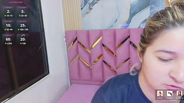 collegepawglovedaddy online show from 15, 4, 2026