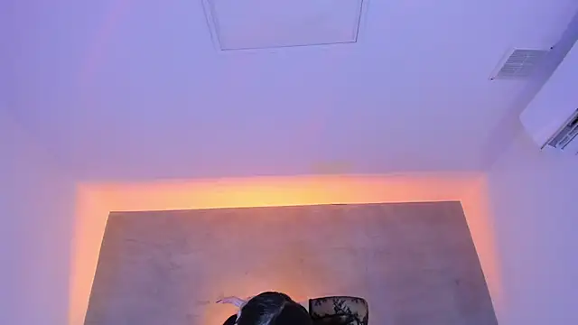 maddy walker online show from 28, 9, 2025