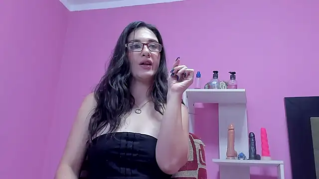 Snapshot of LolaBoobs chatting on 5, 2, 2025 LolaBoobs online show from 5, 2, 2025