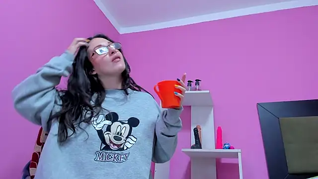 Snapshot of LolaBoobs chatting on 10, 3, 2025 LolaBoobs online show from 10, 3, 2025