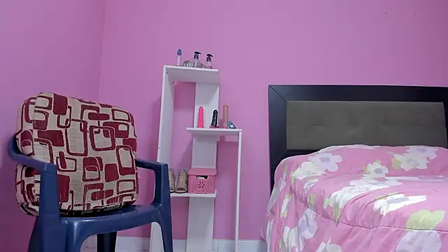 Snapshot of LolaBoobs chatting on 20, 3, 2025 LolaBoobs online show from 20, 3, 2025