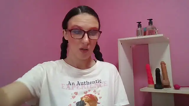 LolaBoobs online show from 15, 2, 2026