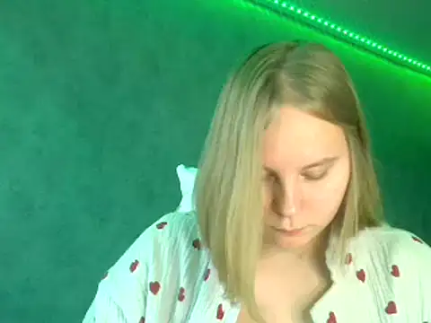 Thalia  Star online show from 10, 1, 2025