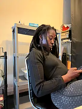 choclatepeaach online show from 5, 11, 2025