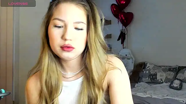 Snapshot of StefaTaylor chatting on 27, 2, 2025 StefaTaylor online show from 27, 2, 2025