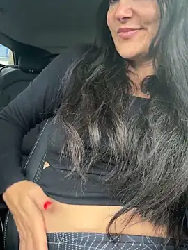 Snapshot of -OLYA- chatting on 17, 11, 2025 -OLYA- online show from 17, 11, 2025