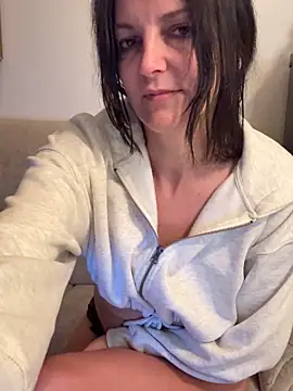 Snapshot of -OLYA- chatting on 19, 11, 2025 -OLYA- online show from 19, 11, 2025