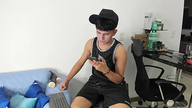 Snapshot of Lyam_ap chatting on 1, 2, 2025 Lyam ap online show from 1, 2, 2025