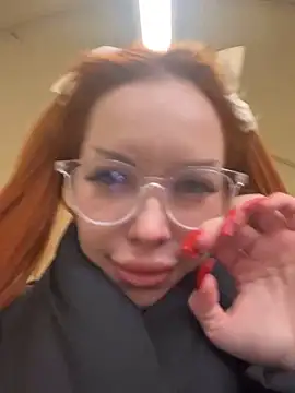 Snapshot of babydolll chatting on 21, 2, 2025 babydolll online show from 21, 2, 2025